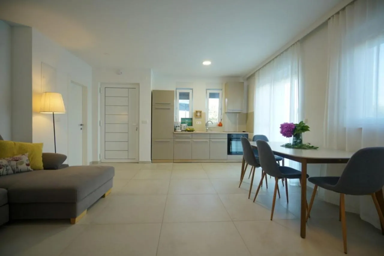 Apartman La Mama Sukošan