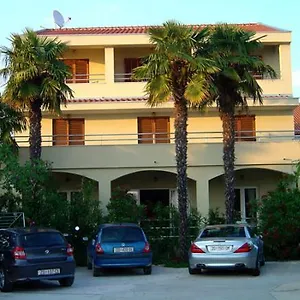  Appartement & Ana